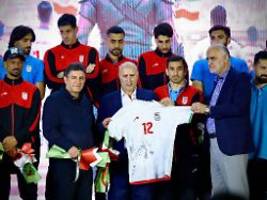 Wegen Krieg mit den USA: Irans Nationalteam verlegt WM-Quartier nach Mexiko